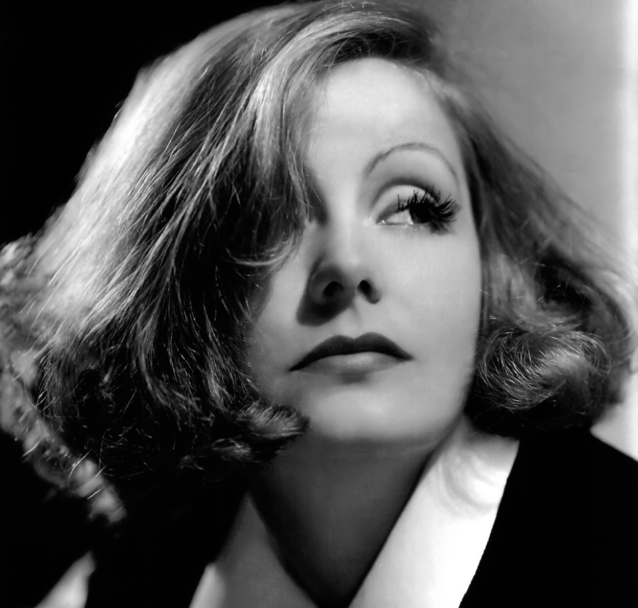 Greta Garbo, ambigua, enigmática... ¿incestuosa? 